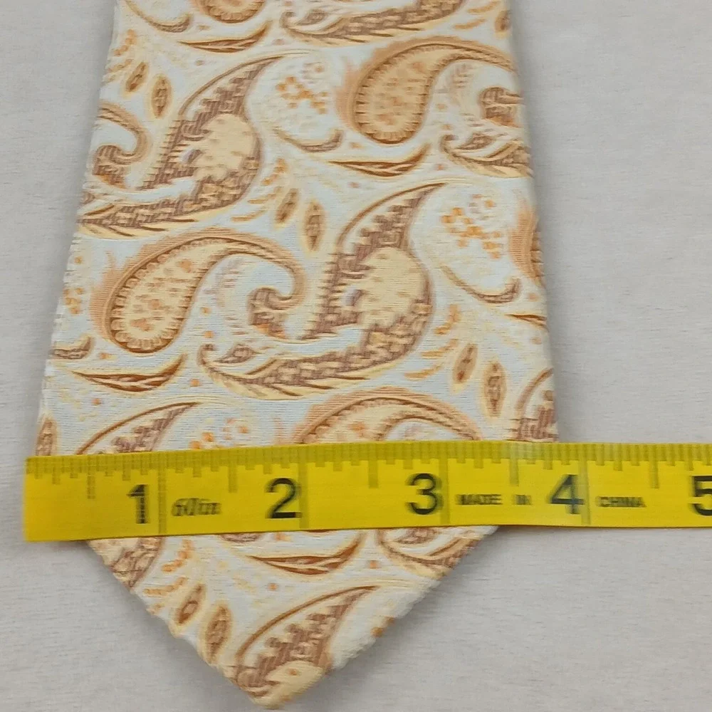 Le Ferre Italy 3.75x59 Mens‎ Silk Tie Beige Paisley